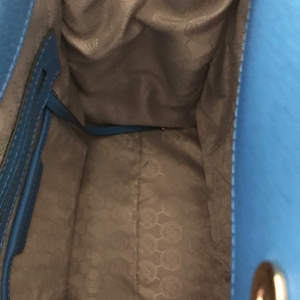 Michael Michael Kors Hamilton style. - Picture 8 of 13